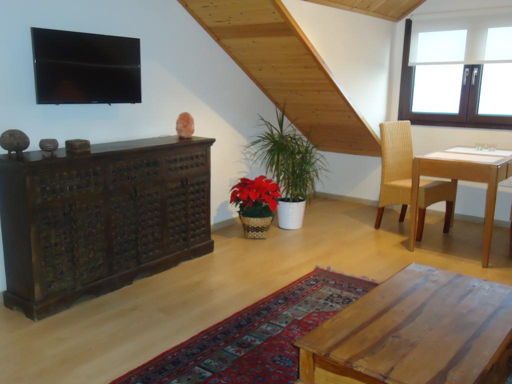 איוס אנטאנאסיוס Petralona Apartment מראה חיצוני תמונה